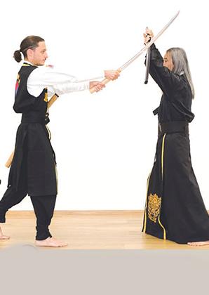 Sword Techniques- Using the Sheath 1 Hwa Rang Do Grandmaster Taejoon Lee December 2020 Budo International